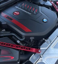 RST DUBAI AUTO REPAIR * ELF auto care workshop